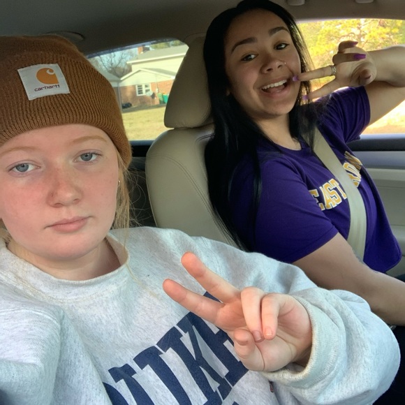 Meet your Posher, Savannah - Picture 3 of 3